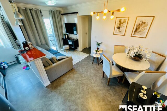 Apartamento para Venda no Bairro Cordeiros, Cidade de Itajaí – SC com 02 dormitórios, imóvel tem sala e cozinha integradas uma sacada com churrasqueira a carvão e moveis planejados.