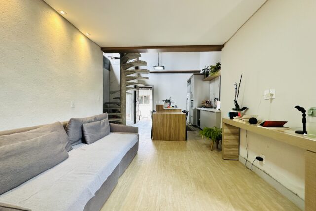 Casa para Venda, lote grande, imóvel averbado aceita financiamento bairro são Vocente , cidade de Itajaí /sc